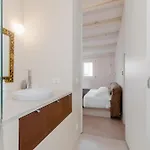 Διαμέρισμα Guesthost - Piazza San Marco Cozy Retreat With Terrace *